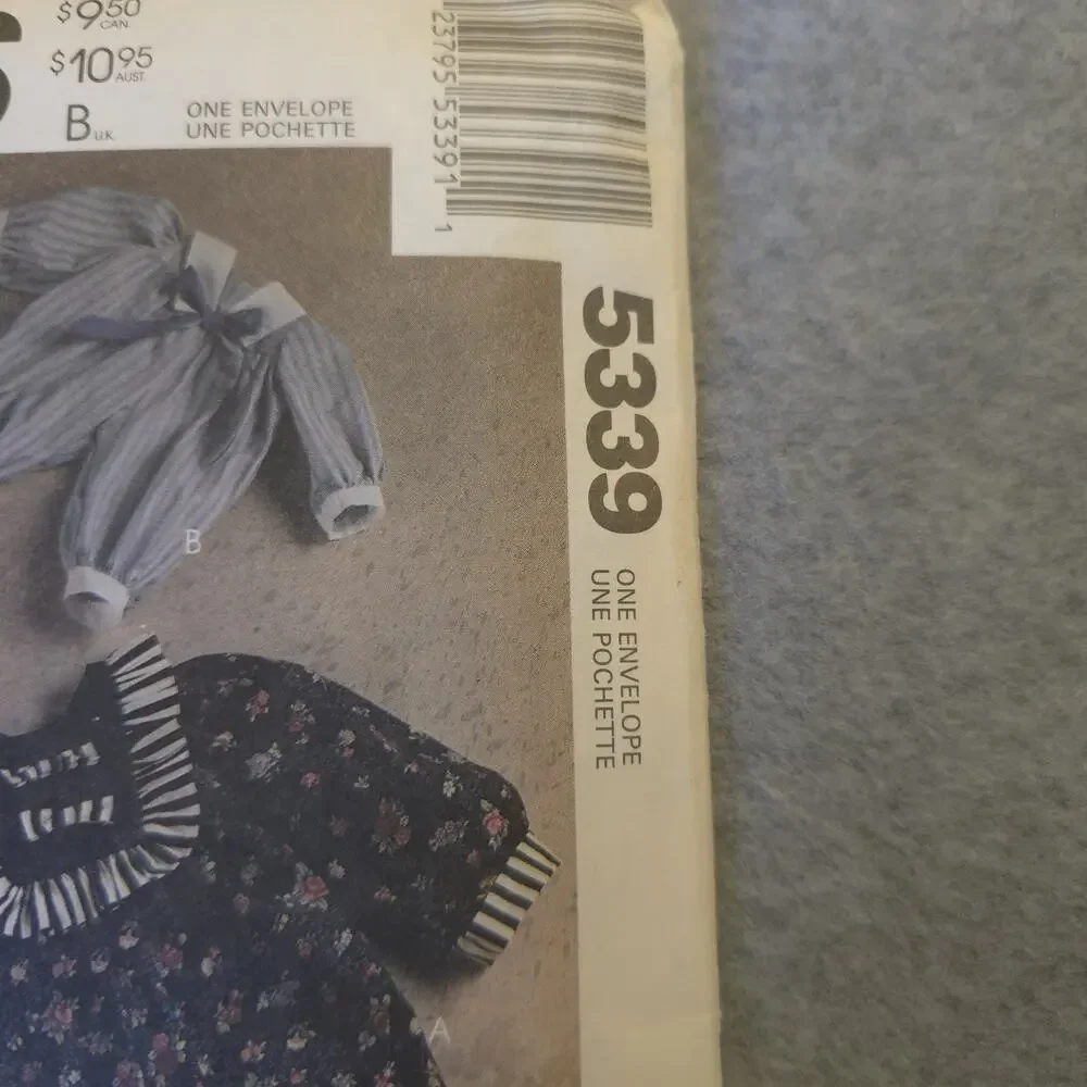 1990's McCall's Rabbit Wardrobe Pattern‎ 5339 for 14,20,25